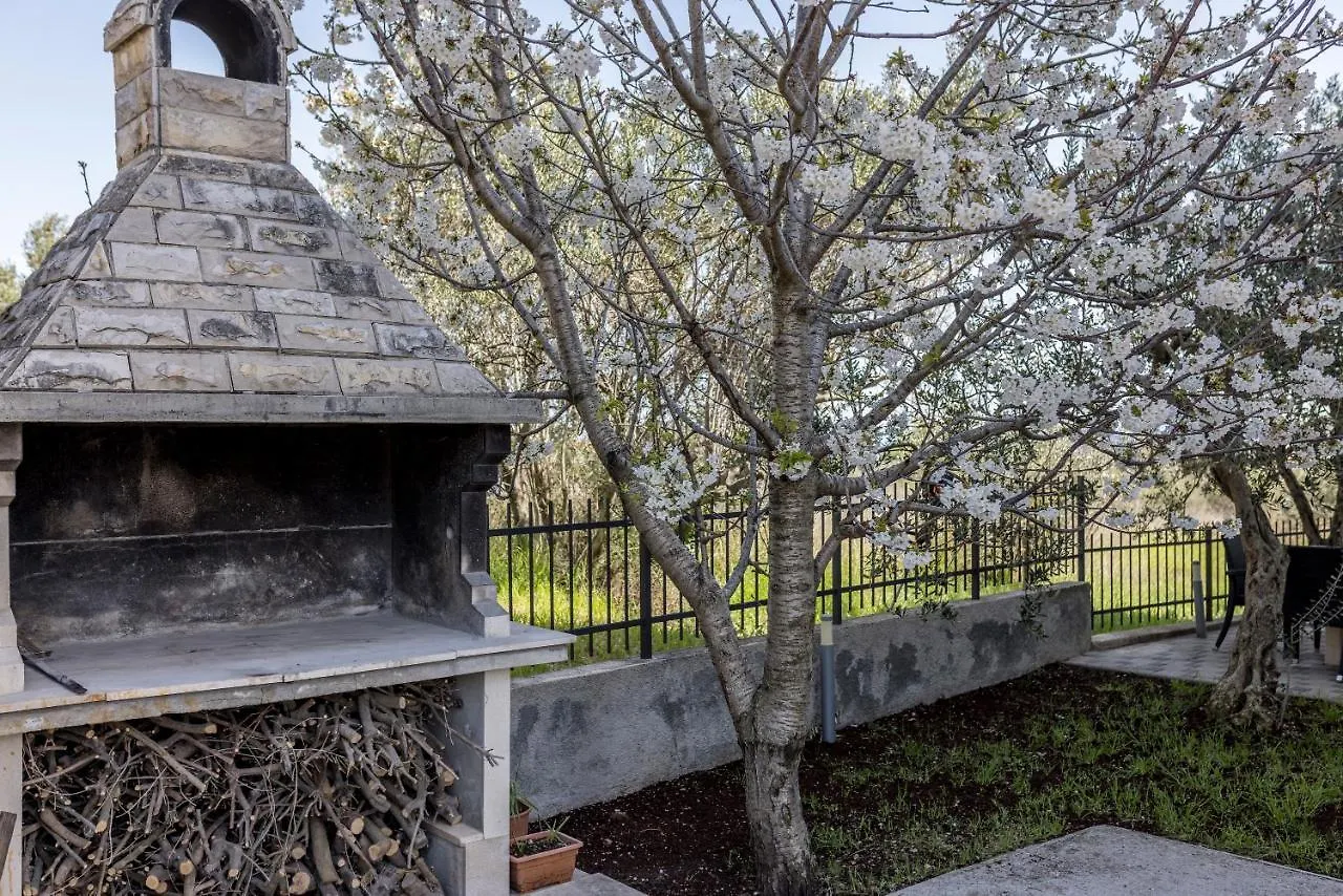 Vila House Matija Kaštel Stari