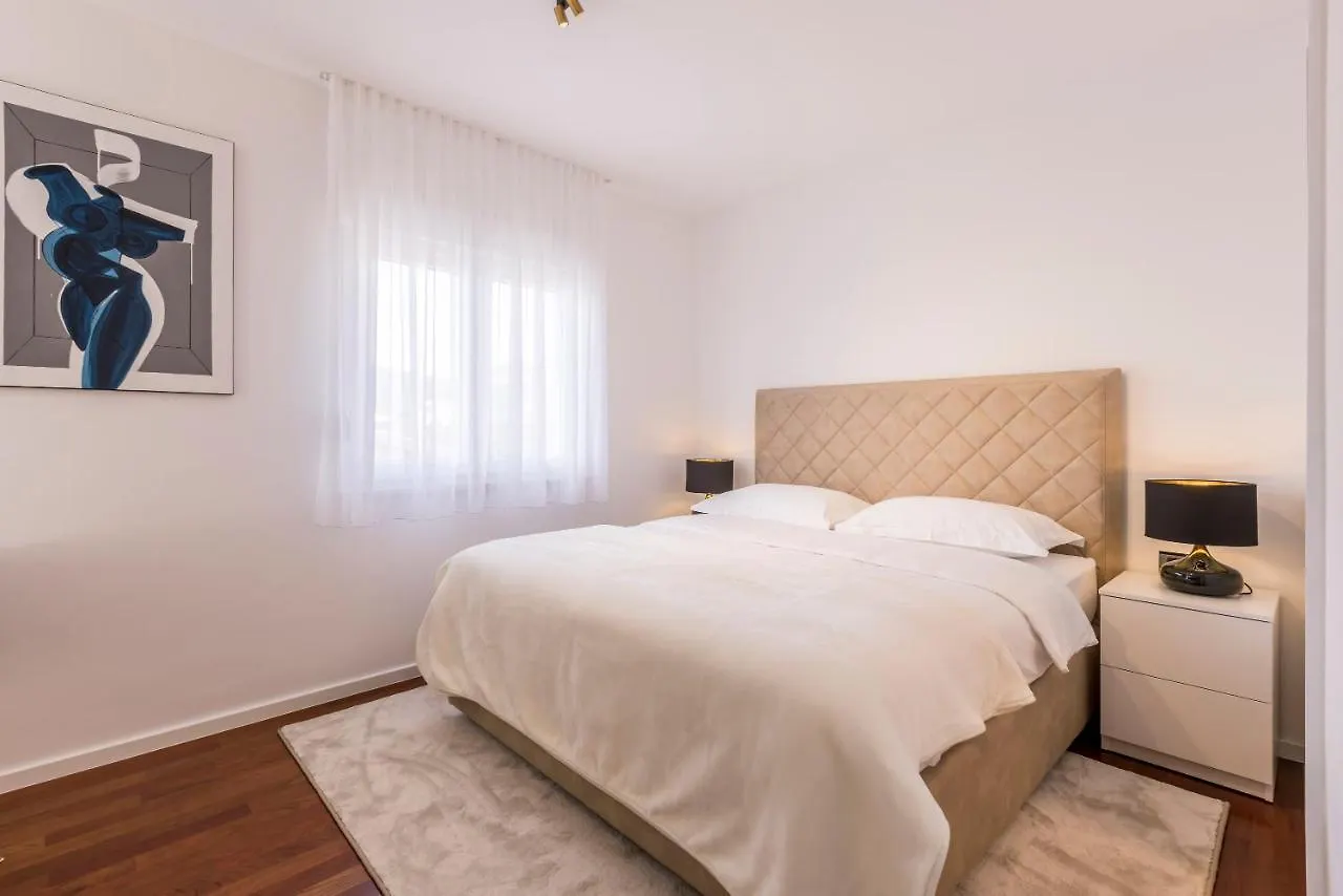 House Matija Villa Kastel Stari 0*,  Croatia